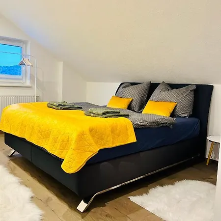 Idyllische In Zentrumsnaehe Mit Parkplatz 1