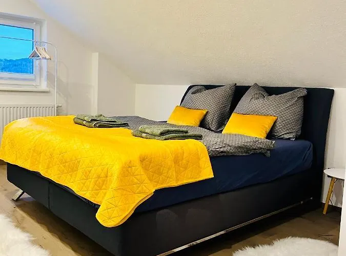 Idyllische In Zentrumsnaehe Mit Parkplatz 1