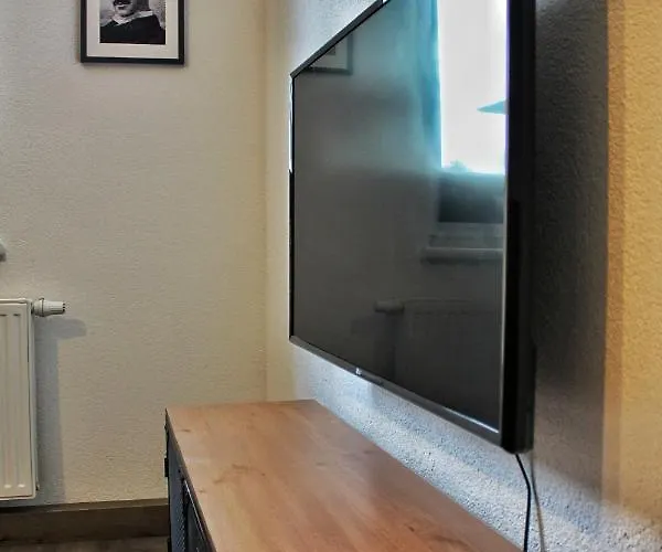 Idyllische In Zentrumsnaehe Mit Parkplatz 1